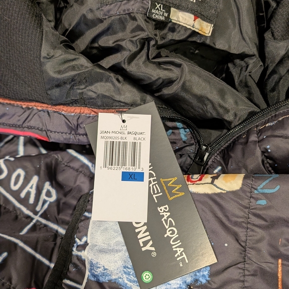 Jean-Michel Basquiat Black Graffiti Puffer Jacket - Picture 3 of 3